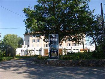Brit Hotel Du Golf Le Lodge 萨利-德贝阿恩 外观 照片